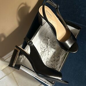 Women’s dress shoes